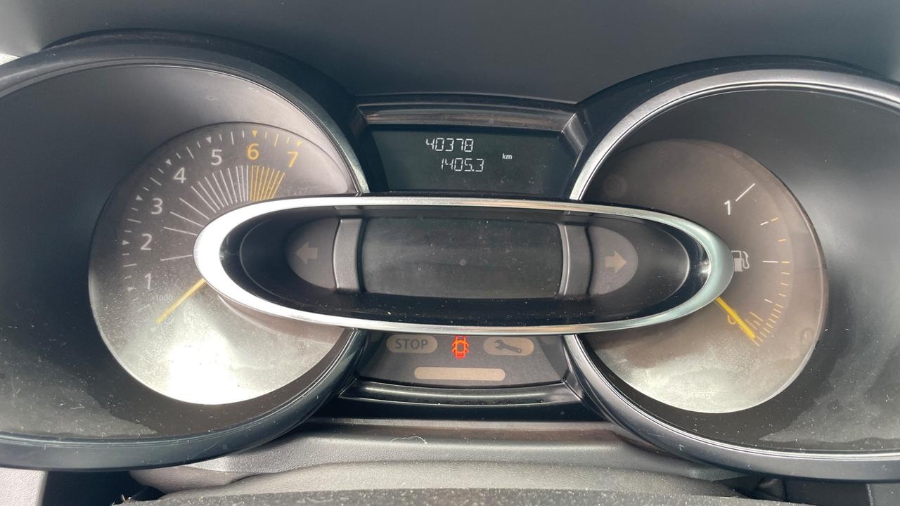 RENAULT CLIO 1.2 BENZINA 5 PORTE 40.000KM - 2015