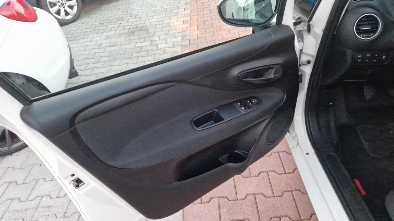 Fiat Punto 1.4 GPL 5 perfetta garantita 12 mesi