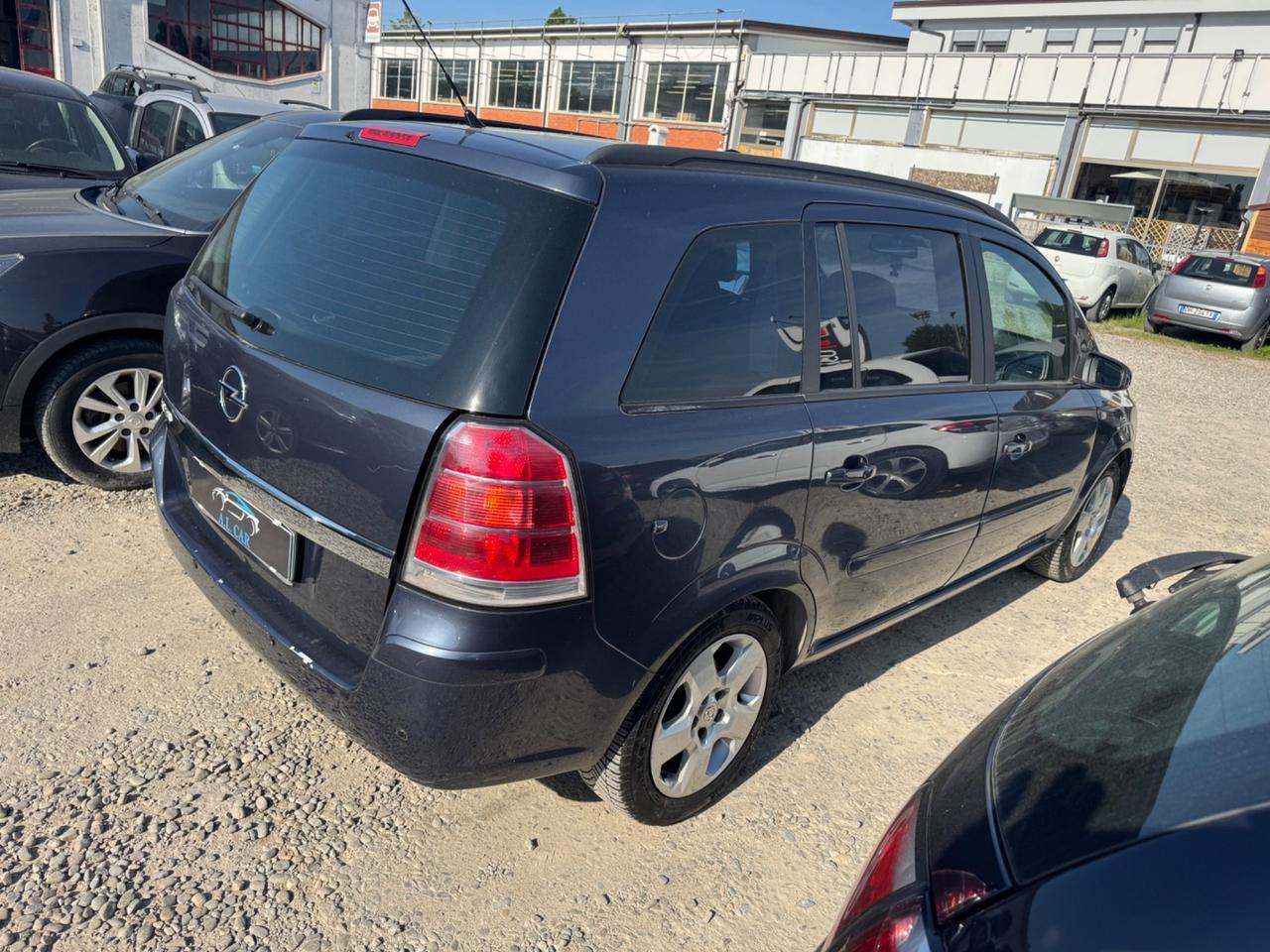 Opel Zafira 1.6 16V VVT Enjoy