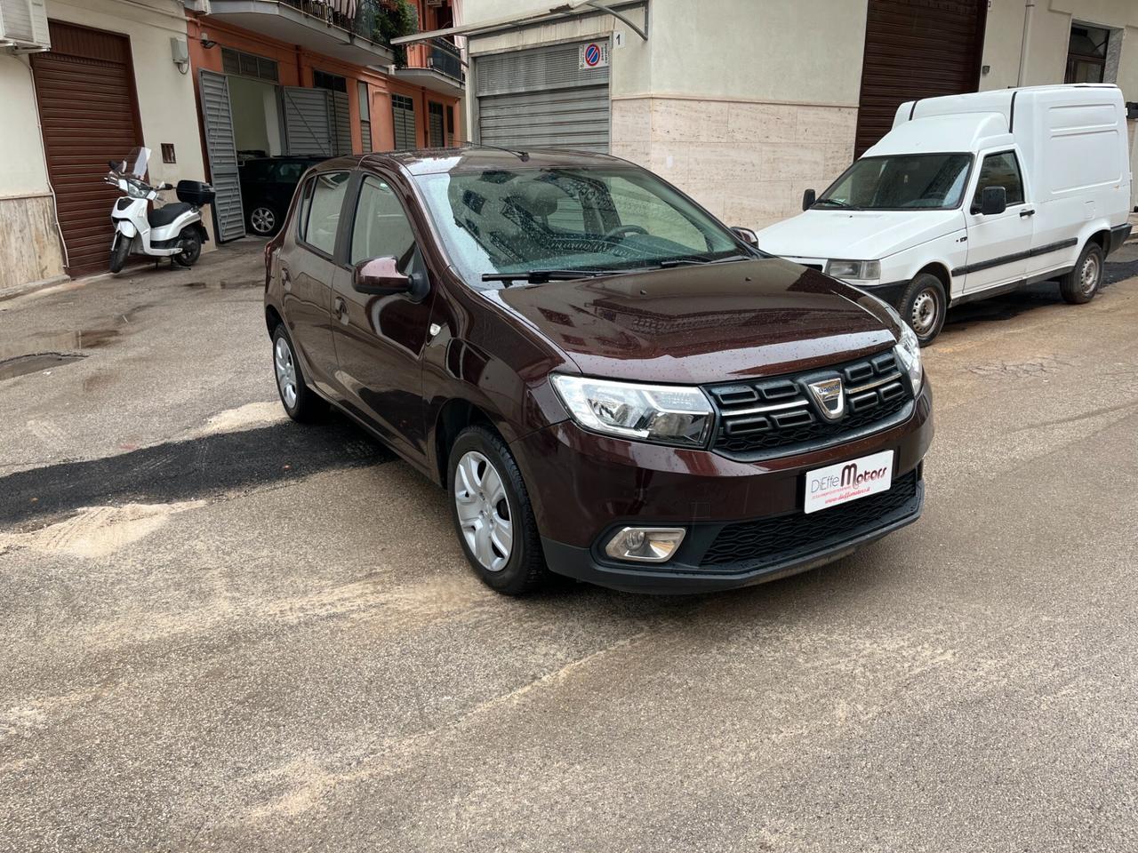 Dacia Sandero 1.0 SCe 12V 75CV Lauréate