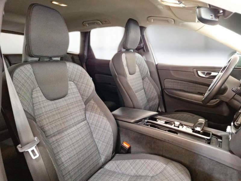 VOLVO XC60 B4 D AWD automatico Core