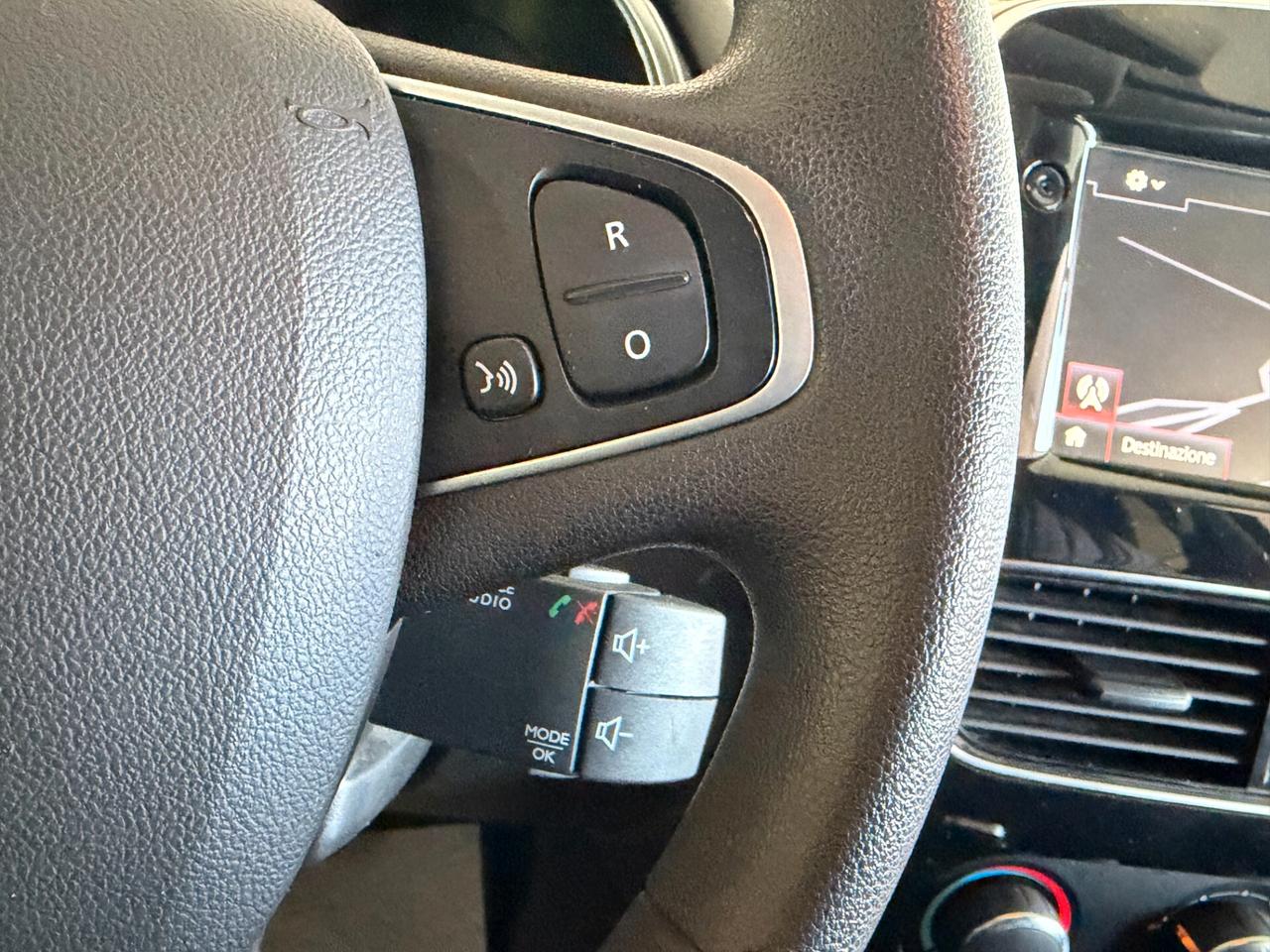 Renault Clio 1.5 DCI 90 cv. ENERGY BUSINESS (Nav)