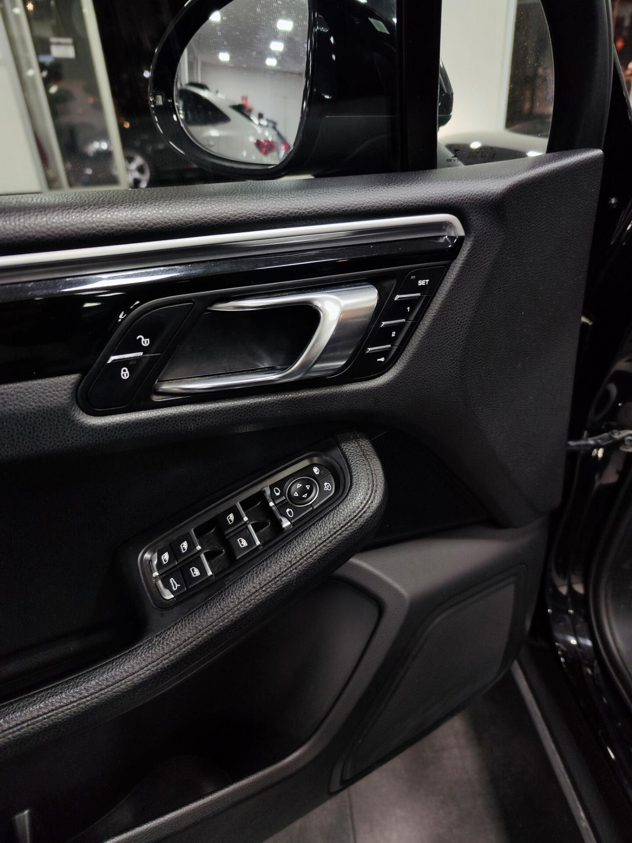 Porsche Macan 3.0 S Diesel 250cv TETTO