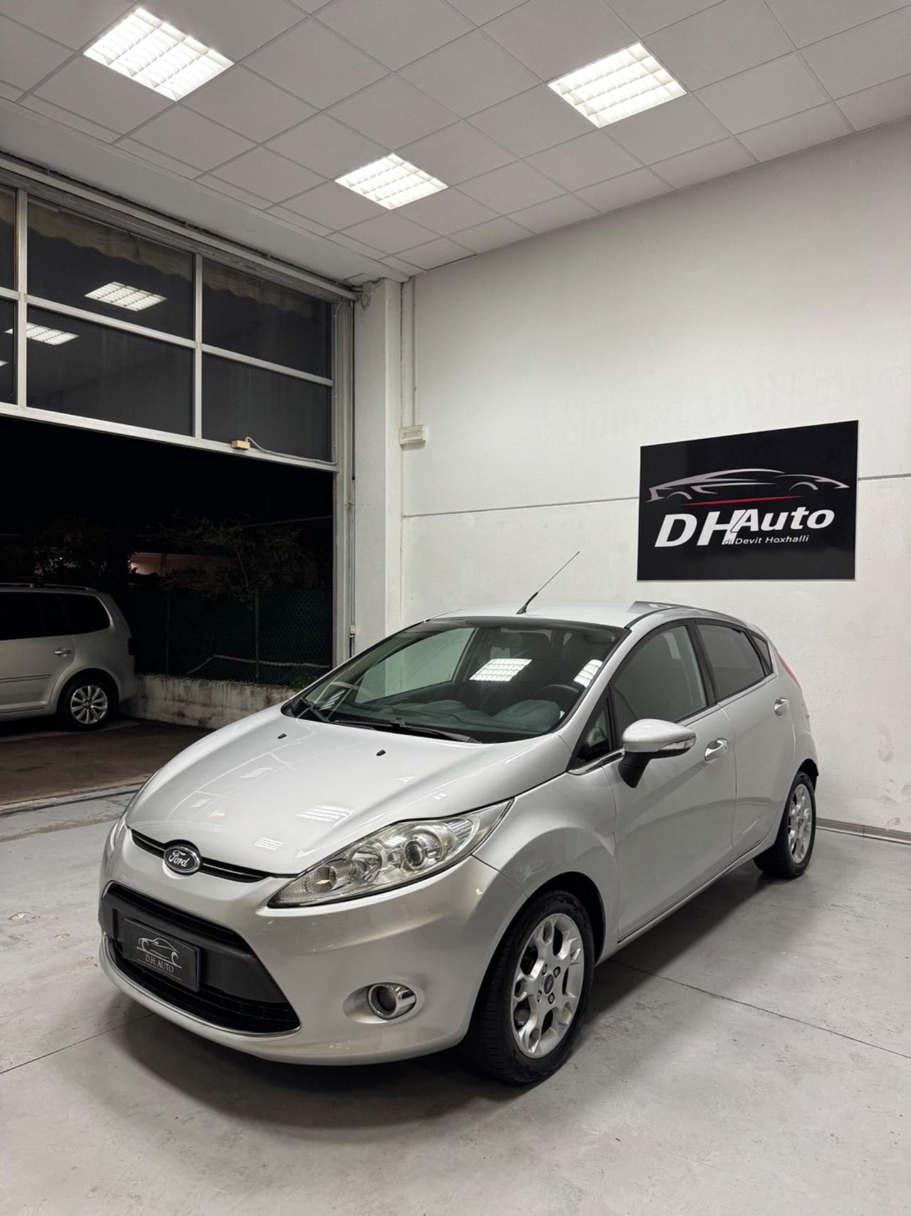 Ford Fiesta 1.4 5p. Bz.- GPL Titanium