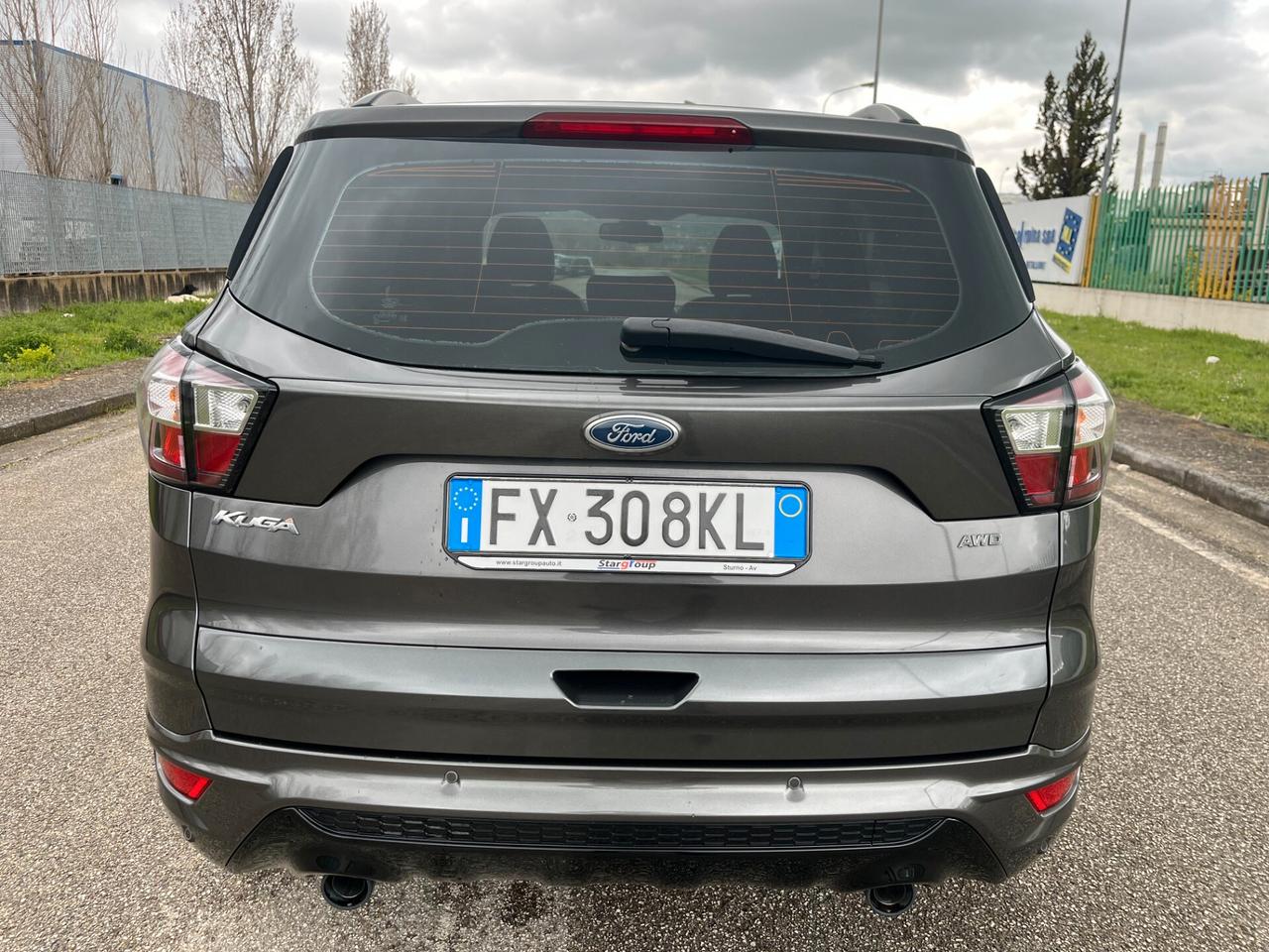 Ford Kuga 2.0 TDCI 150 cv 4WD Powershift ST-Line