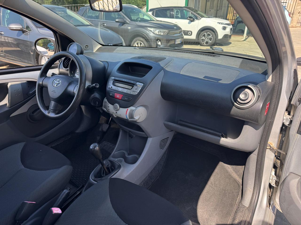 Toyota Aygo 1.0 12V VVT-i 3 porte Sol/152.000KM