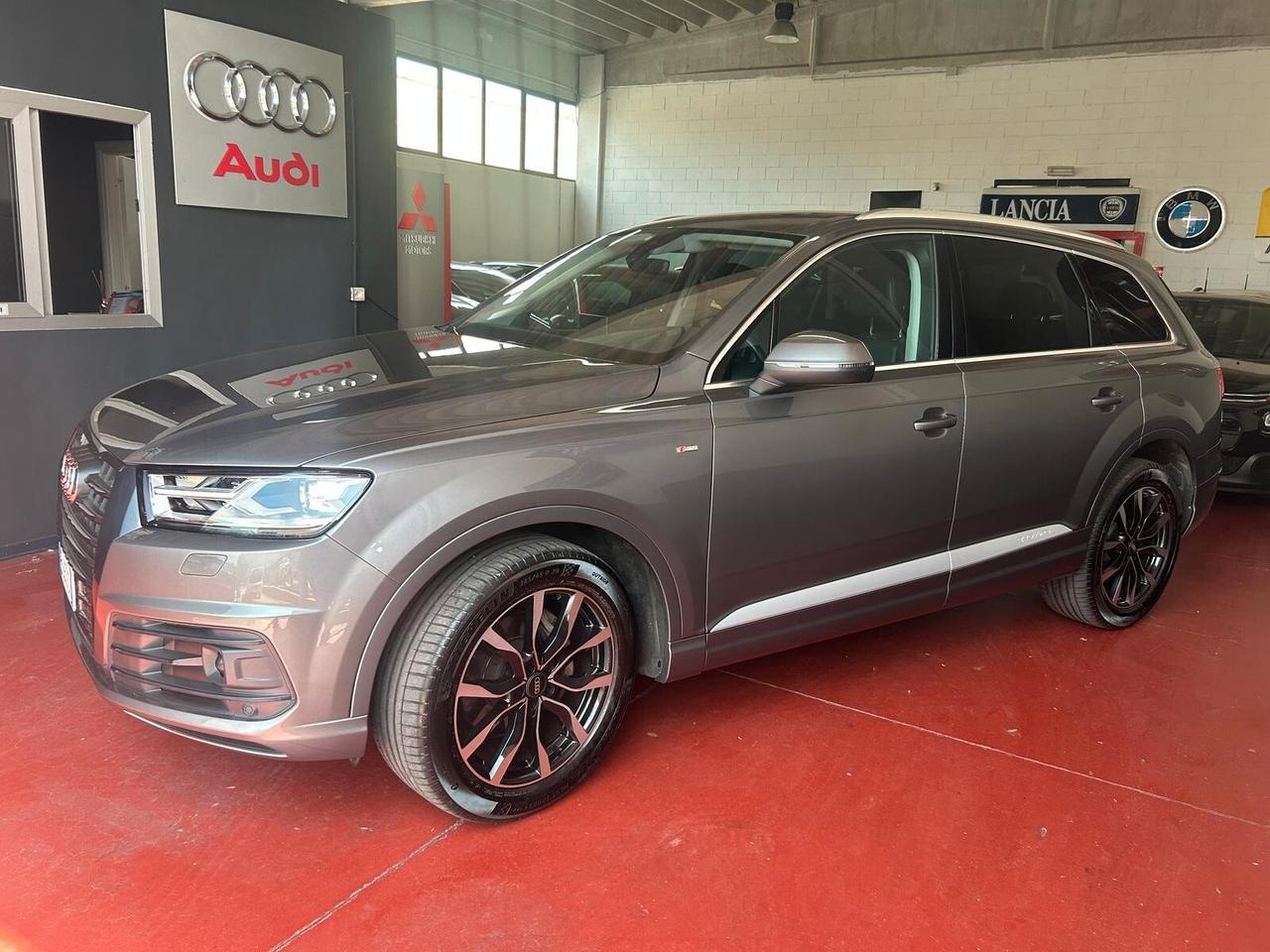 Audi Q7 3.0 TDI 218 CV ultra quattro tiptronic Business Plus