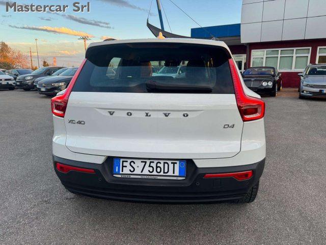 VOLVO XC40 2.0 d4 Business awd geartronic targa FS756DT