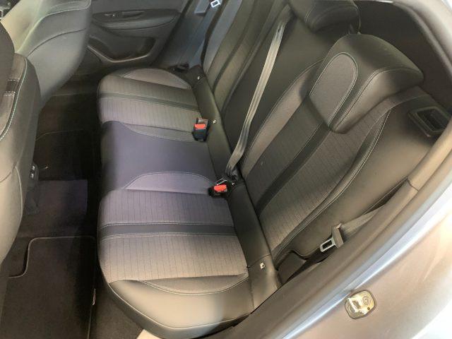 PEUGEOT 2008 1.5 BlueHDi Allure Navi Pack