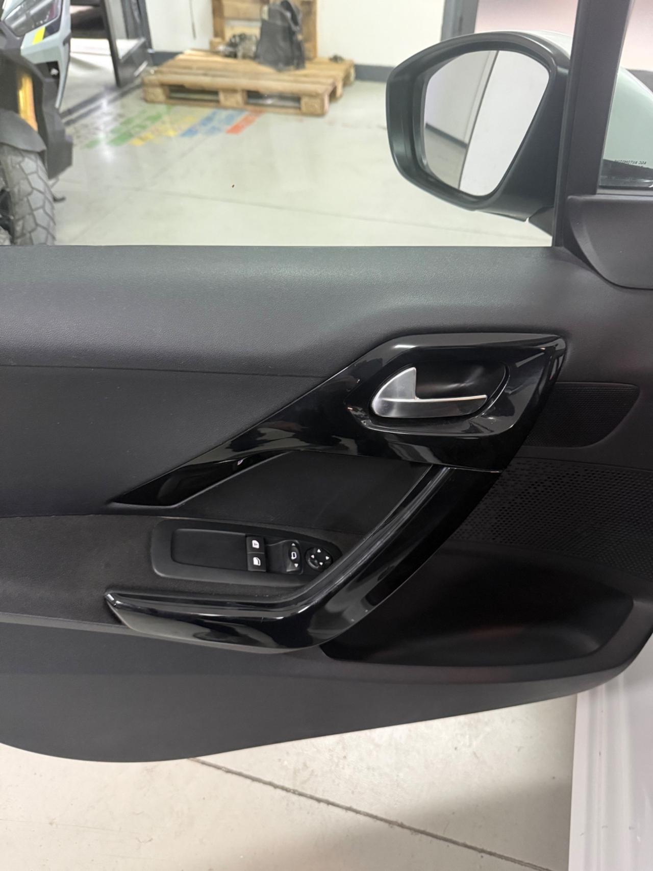 Peugeot 208 BlueHDi 75 5 porte Allure