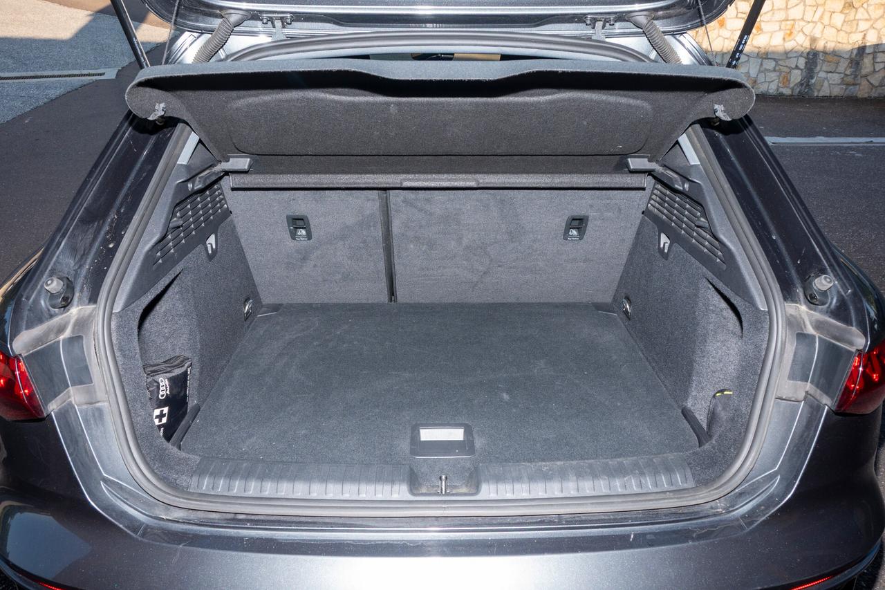 Audi A3 2.0 TDI quattro S line 200CV - UNIPROPRIETARIO