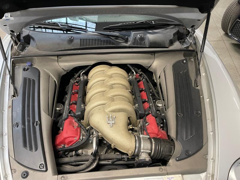 Maserati GranSport 4.2 V8 cambio manuale