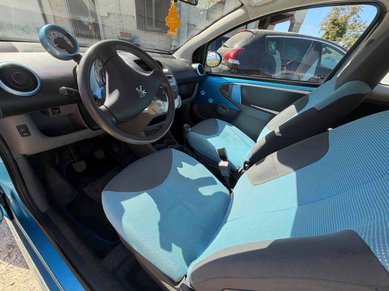 Peugeot 107 1.0 68CV 3p. Sweet Years