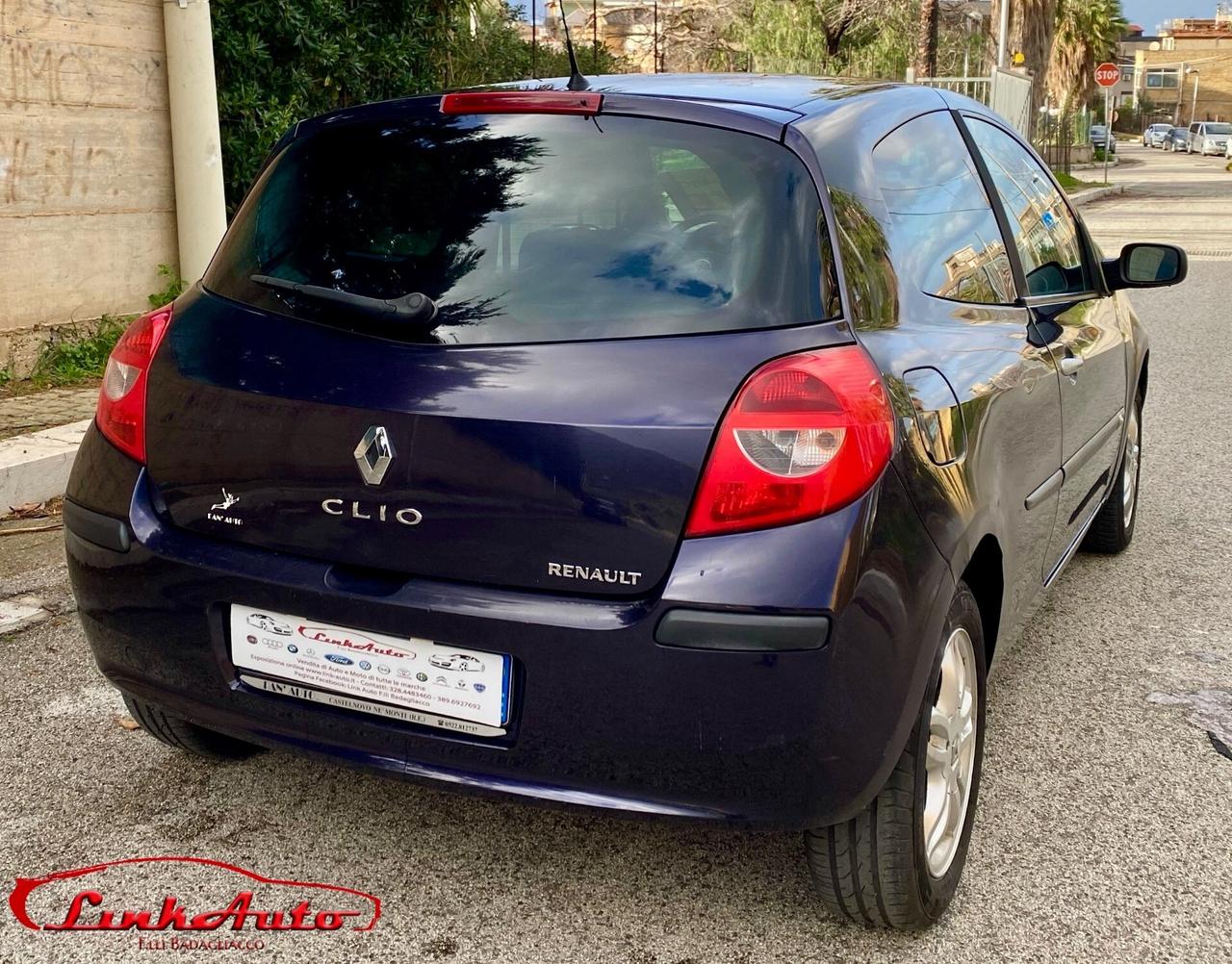 Renault Clio 1.2 16V 75cv 3 porte Confort