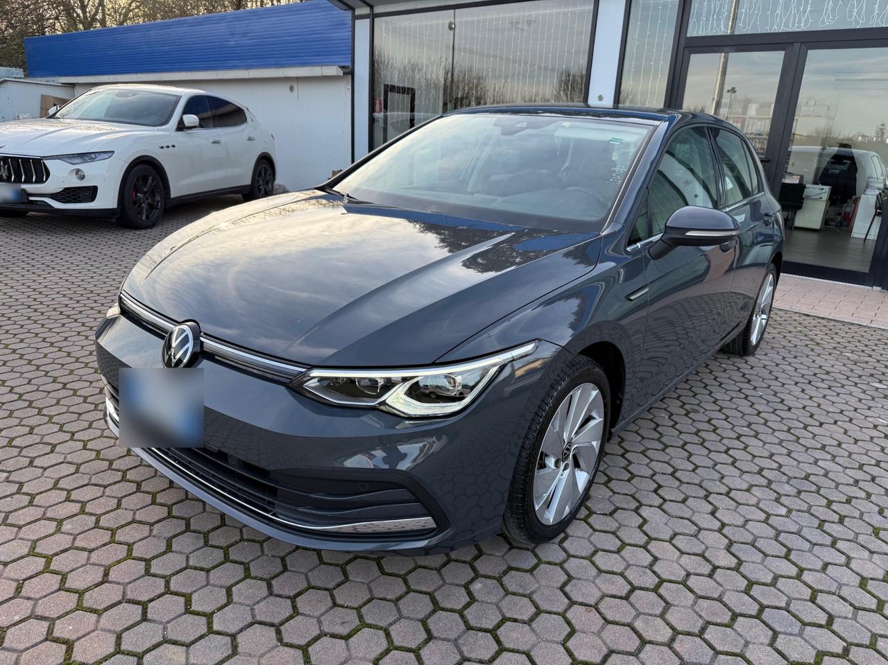 Volkswagen Golf 1.5 TGI DSG Style