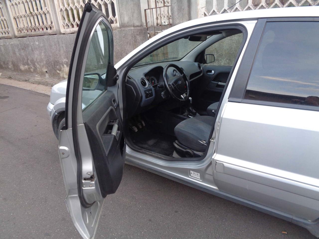 Ford Fusion 1.4 TDCi 5p. Titanium (FINANZIABILE)