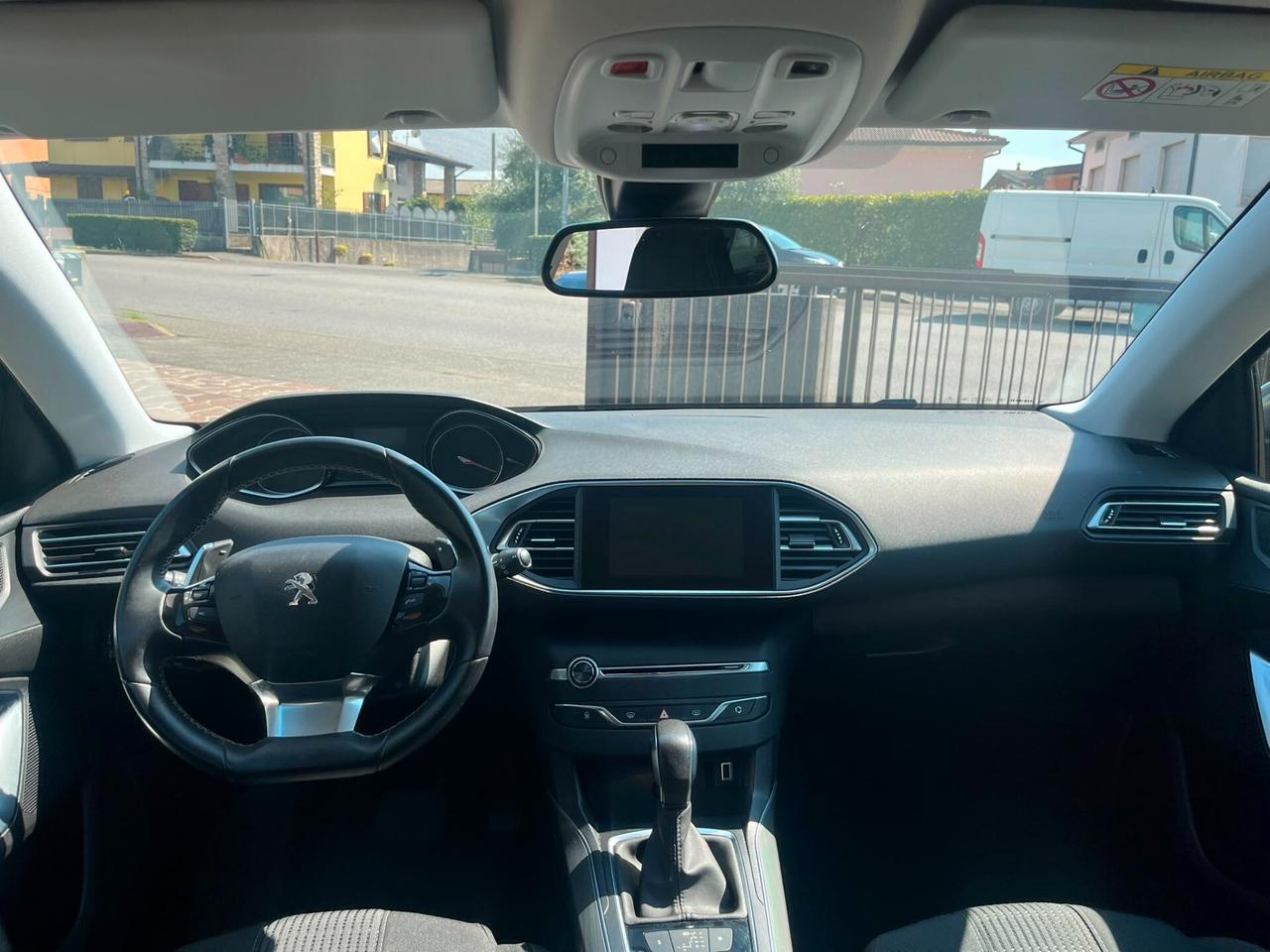 Peugeot 308 BlueHDi 130 S&S EAT6 SW Allure