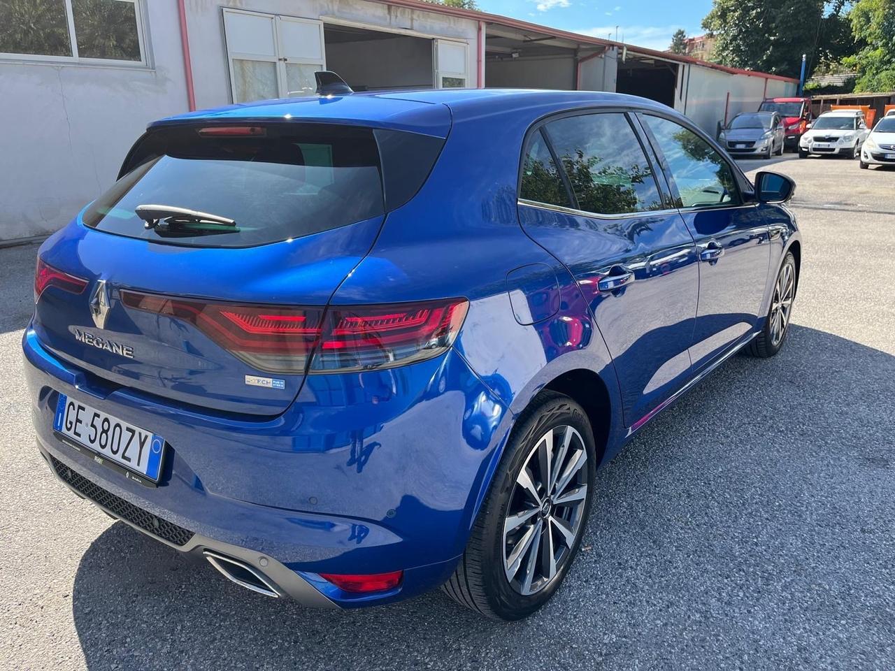 Renault megane-1.6 hybr. plug-in rs-line/aut.-2021