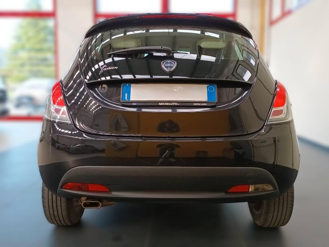 Lancia Ypsilon 1.3 mjt Gold 95cv