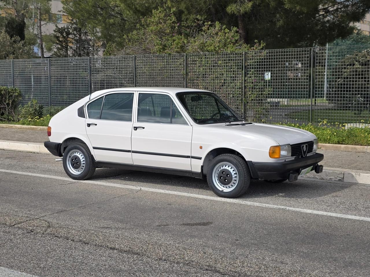 Alfa Romeo Alfasud 1.2 4 porte •Targa Oro•