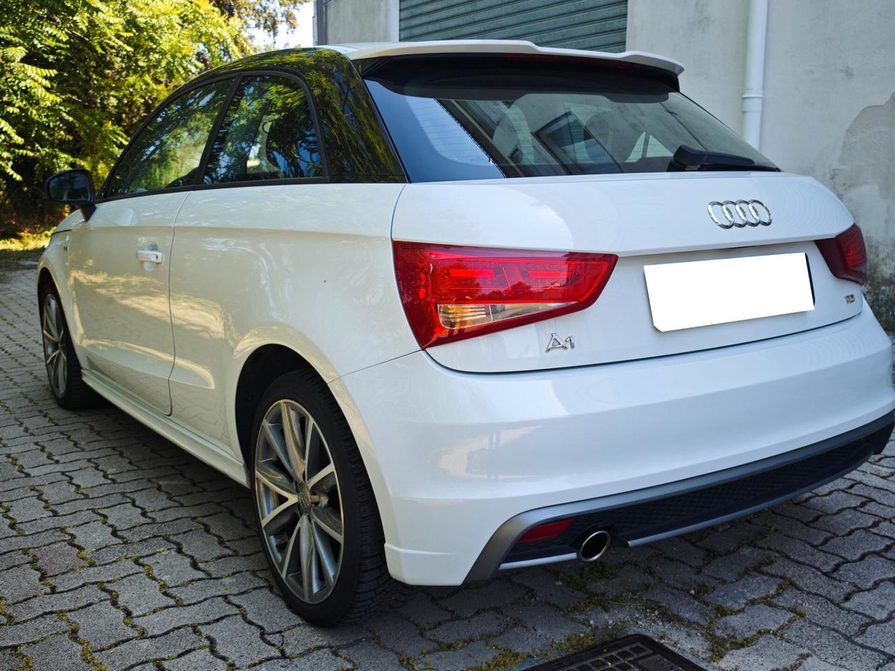 Audi A1 1.6 TDI S Line