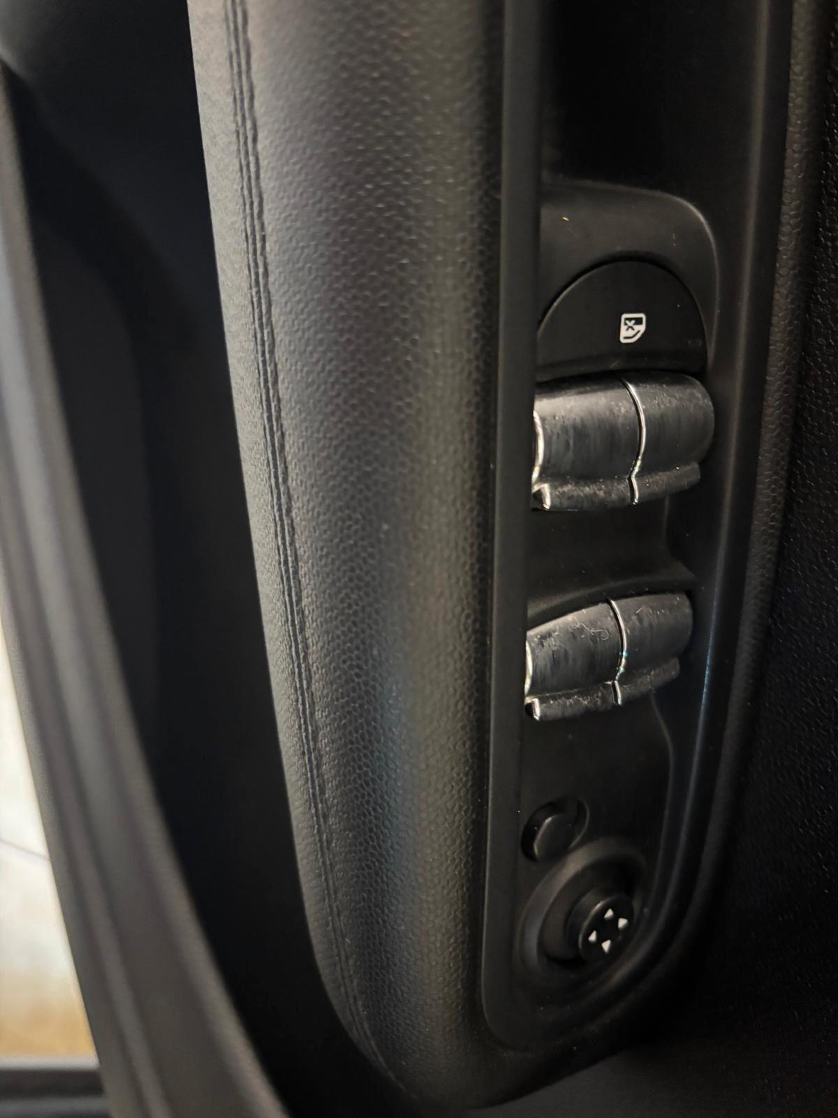 MINI COUNTRYMAN ANNO 2014 DS 1.6 ADATTA NEOPATENTATI KM 152 MILA