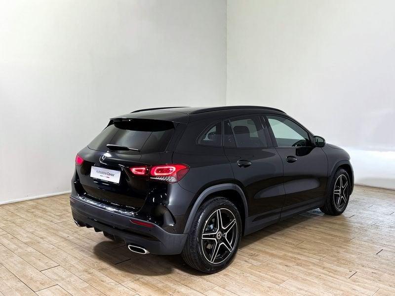 Mercedes-Benz GLA GLA 180 Premium auto