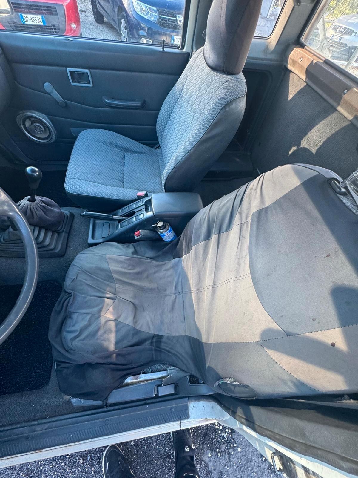 Nissan Pick Up 2.5 diesel 2 porte King Cab