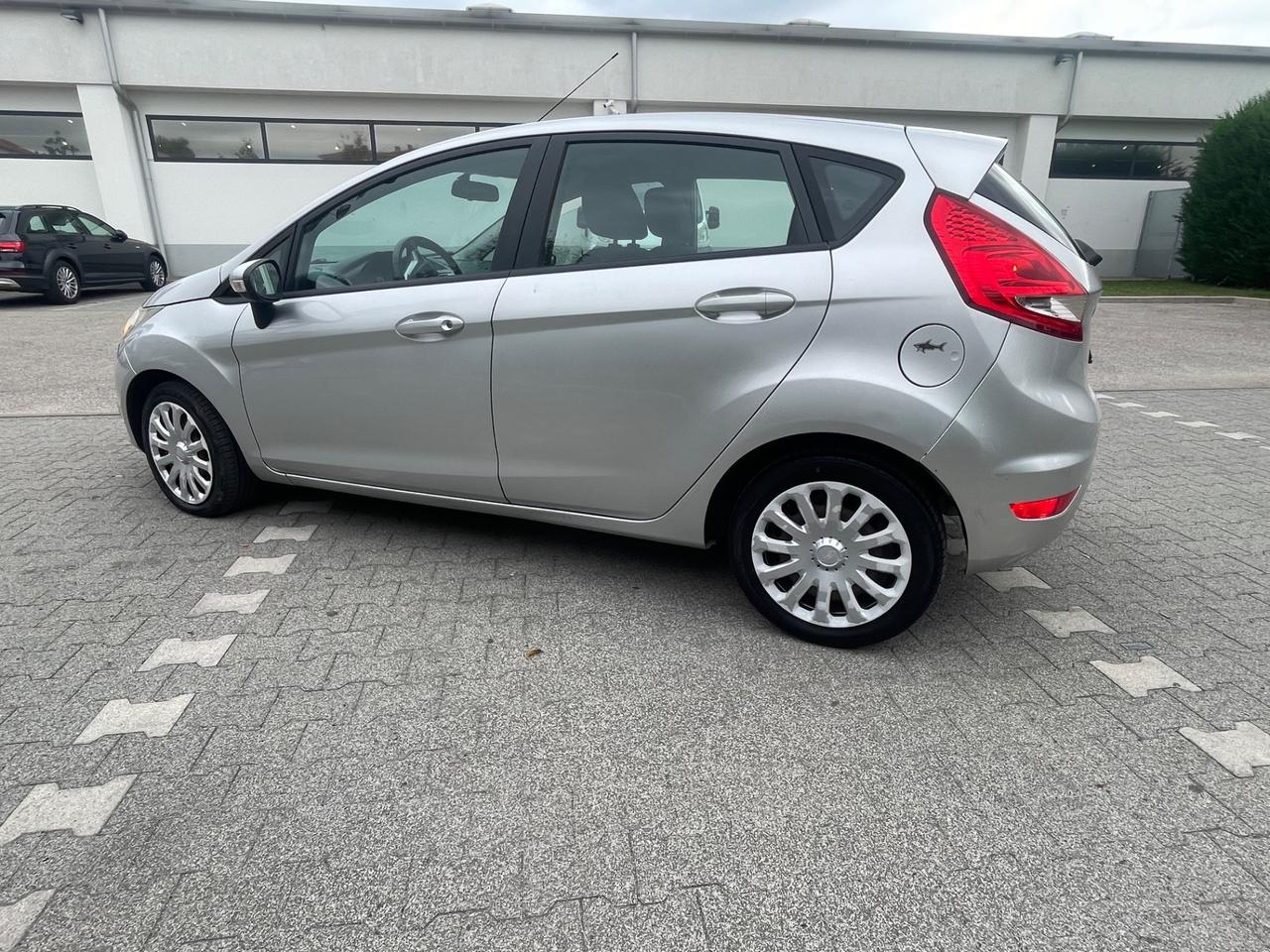 Ford Fiesta 1.2 benzina 5p. Titanium euro(5)