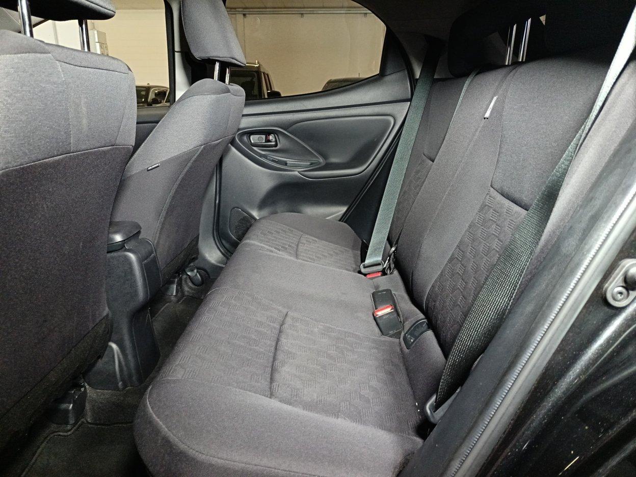 TOYOTA Yaris 4ª serie - Yaris 1.5 Hybrid 5 porte Trend