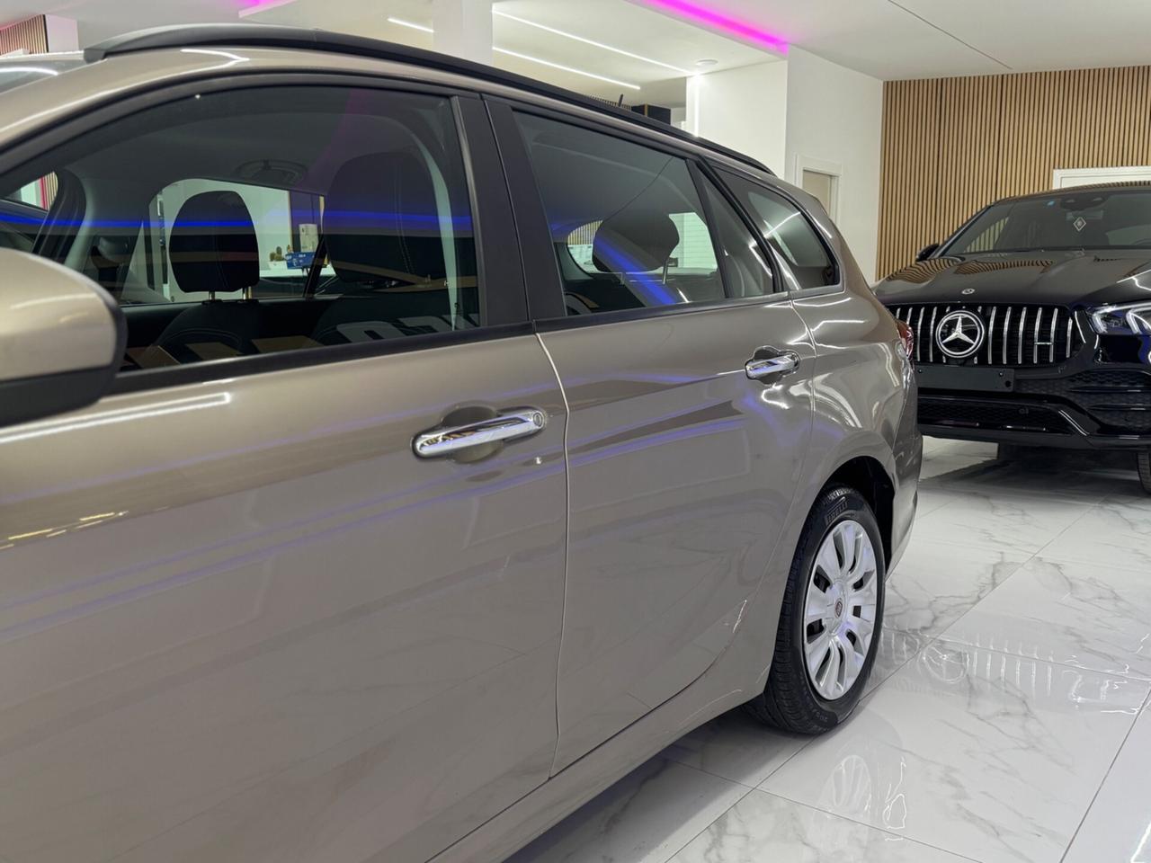 Fiat Tipo 1.6 Mjt SW Lounge Automatica