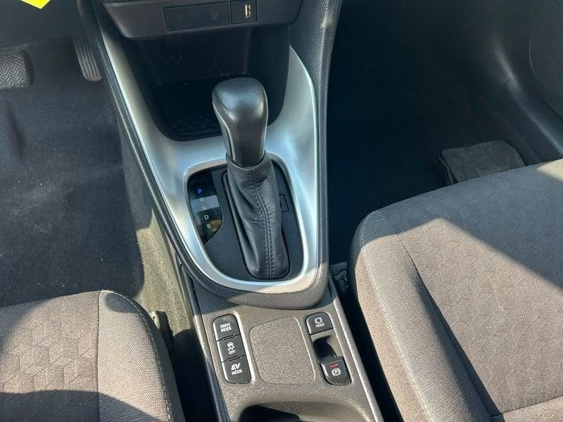 Toyota Yaris Hybrid Active MY21