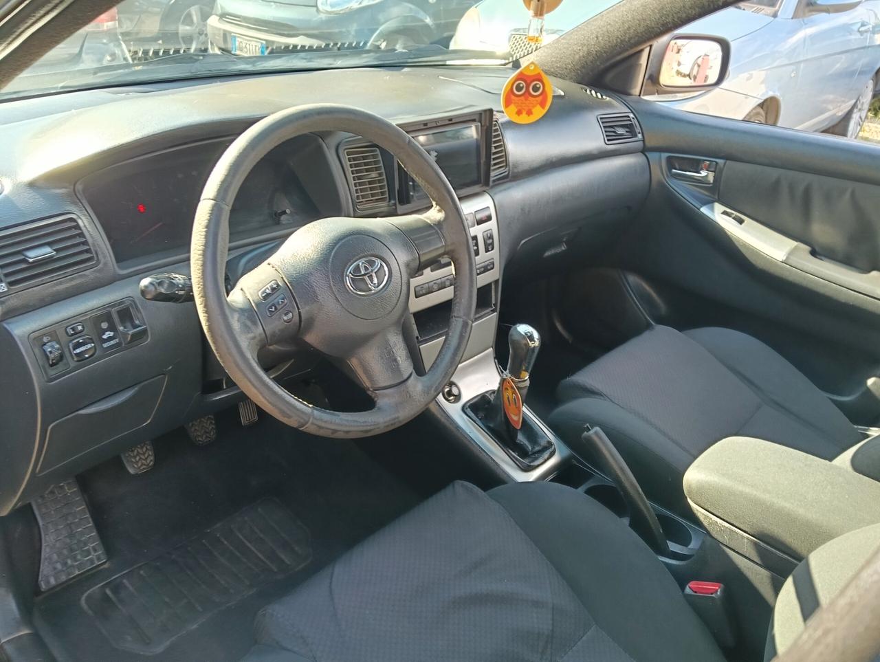 Toyota Corolla 2.0 16V D-4D 5 porte