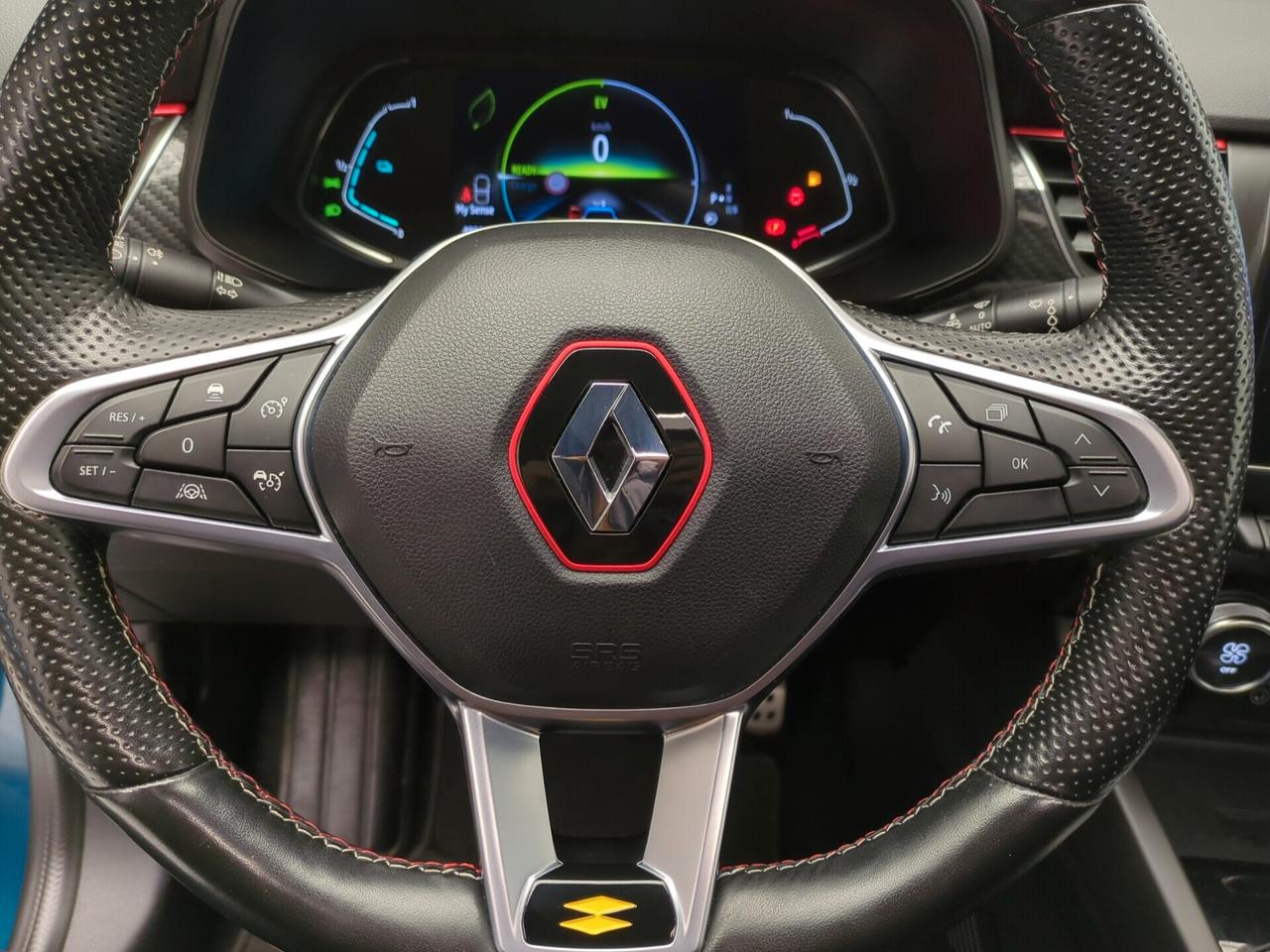 Renault Arkana Hybrid E-Tech 145 CV R.S. Line