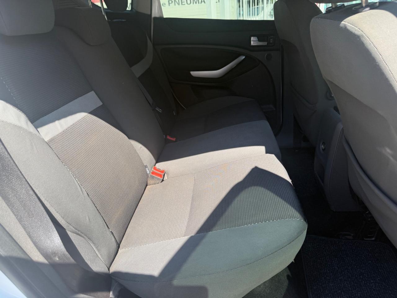 Ford Kuga Kuga+ 2.0 TDCi 140 CV 2WD DPF