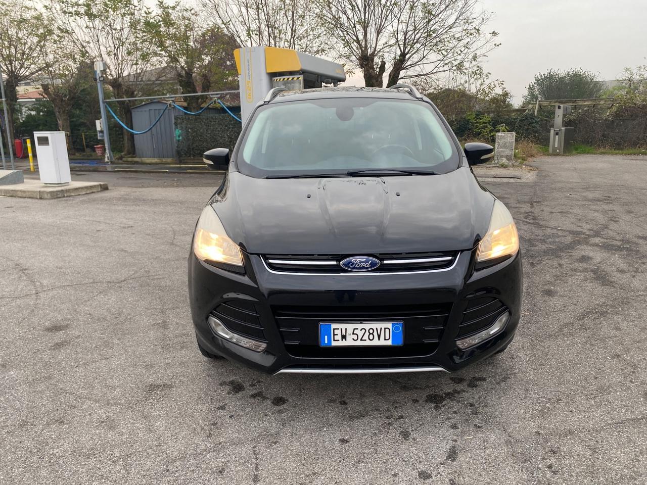Ford Kuga 2.0 TDCI 163 CV 4WD Powershift Titanium