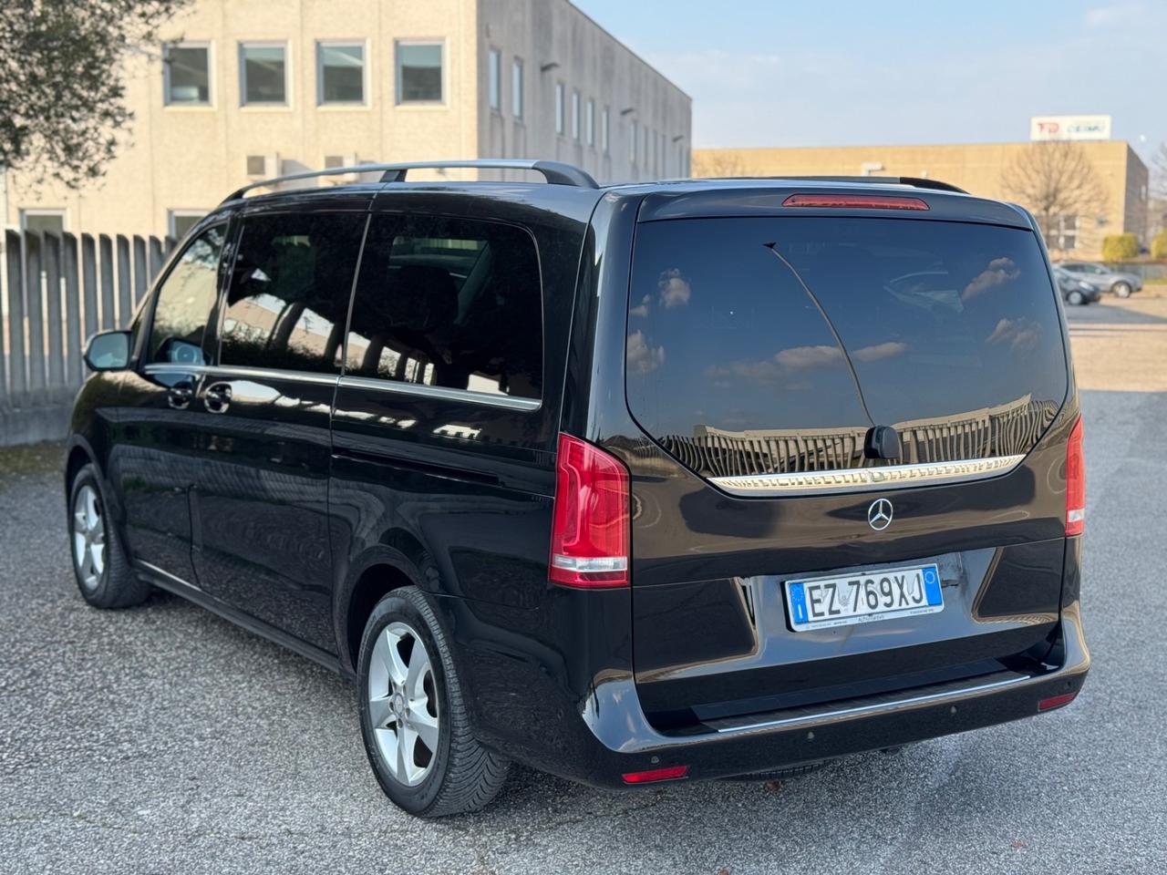 Mercedes V 220 CDI Premium Long 8 Posti