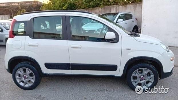 Fiat Panda 1.3 mjt-4X4-full-2013