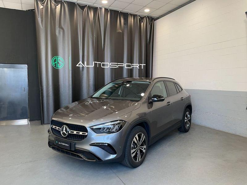 Mercedes-Benz GLA GLA 180 Automatic Progressive Advanced