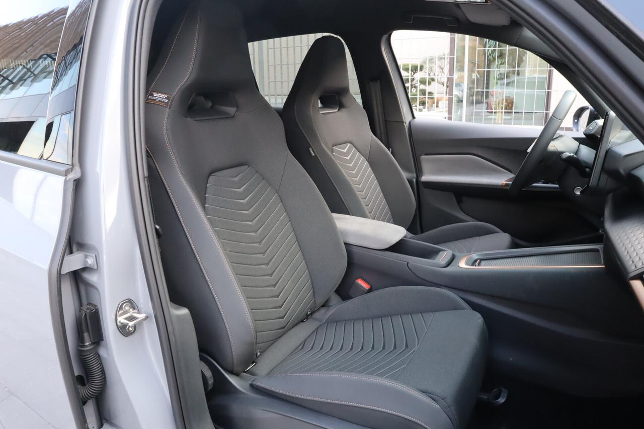 BORN 204CV LED KEYLESS SOLO 37.000 KM! GUIDABILE DA NEOPATENTATI!