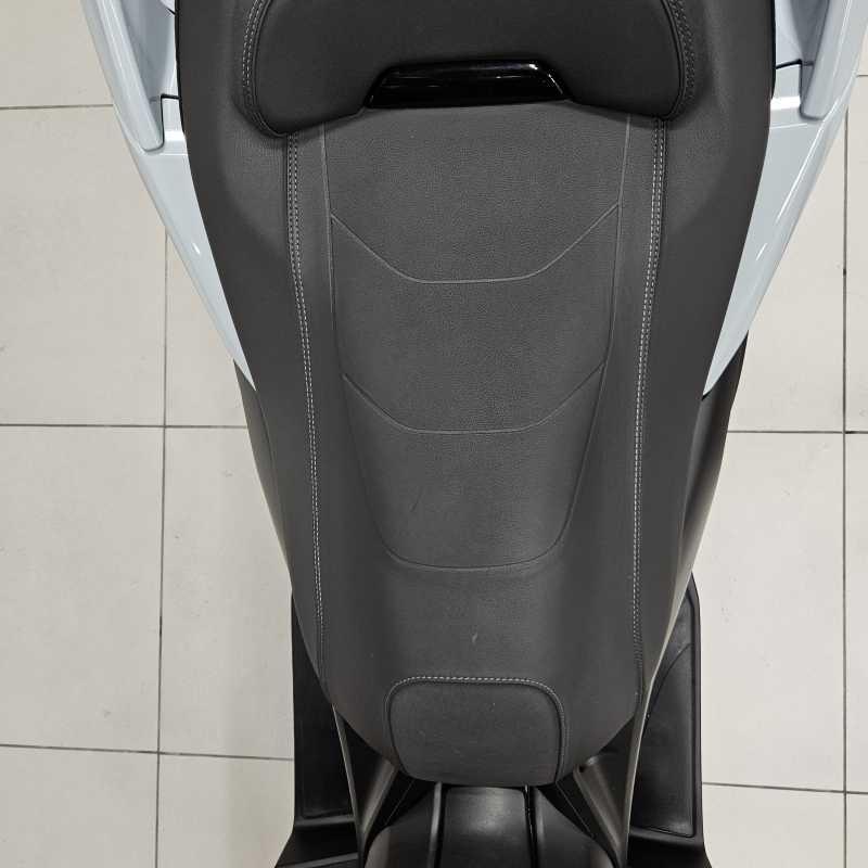 Yamaha X-Max 300 Tech Max - 2025