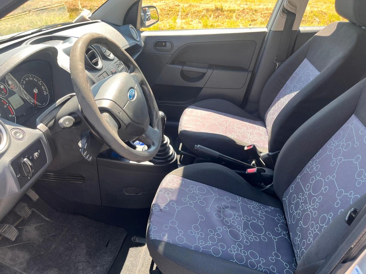 Ford Fiesta 1.4 TDCi 5p. Ghia