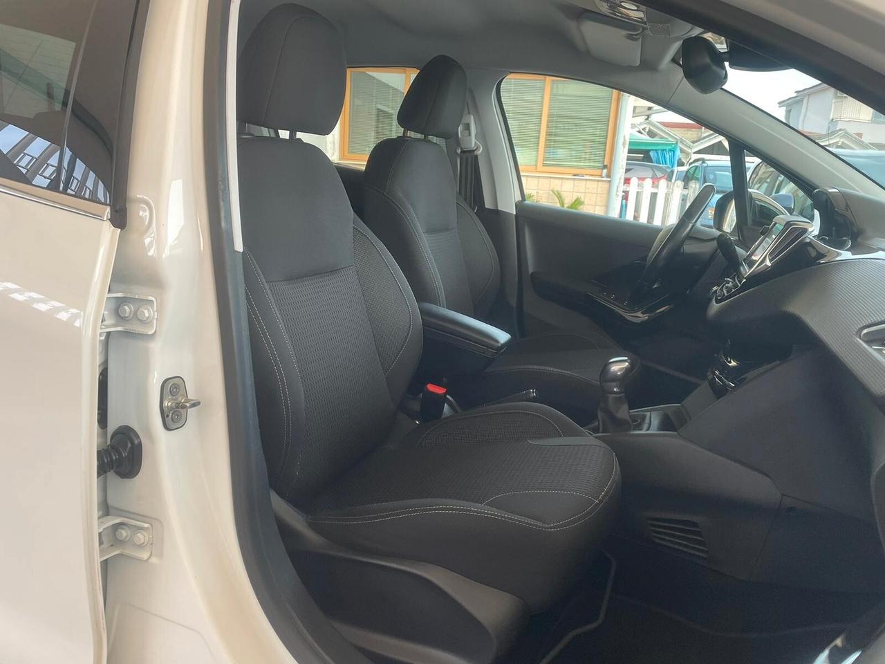 Peugeot 208 1.2 PureTech 82 5 porte Allure