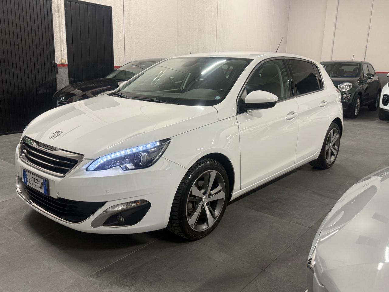 Peugeot 308 BlueHDi 120 S&S Allure