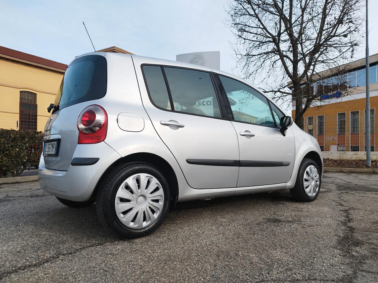 Renault Modus 1.2 16V Pack - km 64000