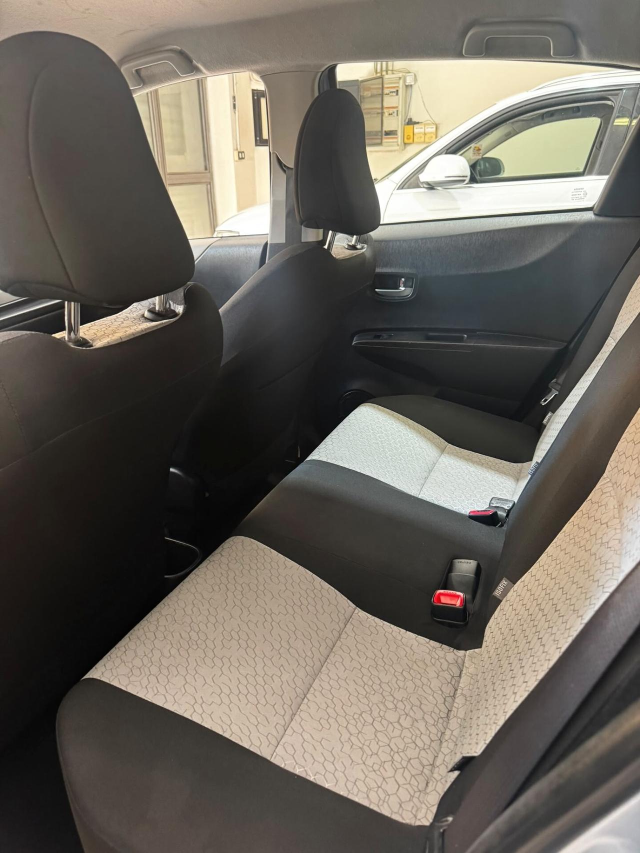 Toyota Yaris 1.0 5 porte Lounge
