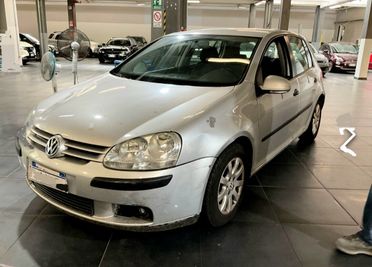 Volkswagen Golf 1.6 5p. GPL