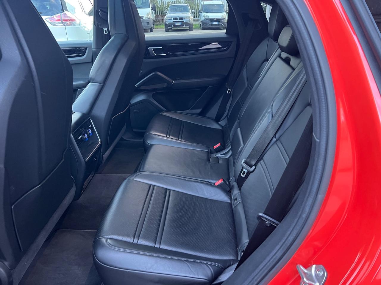 Porsche Cayenne Coupé 3.0 V6 E-Hybrid