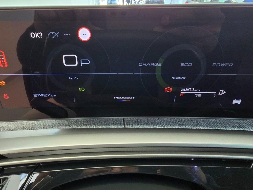 Peugeot 3008 Hybrid 145CV e-DCS6 Allure