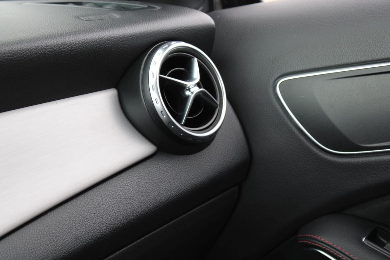 Mercedes-benz GLA Tua A SOLI 251€ al mese Anticipo Zero